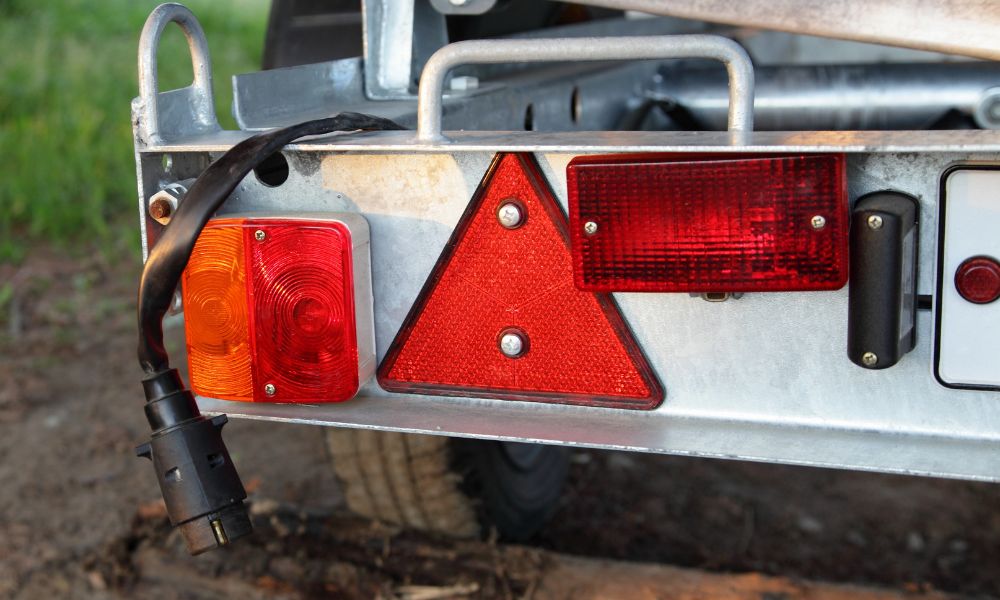 Why 4-Wire Pigtail Connectors Are Used for Trailer Lights